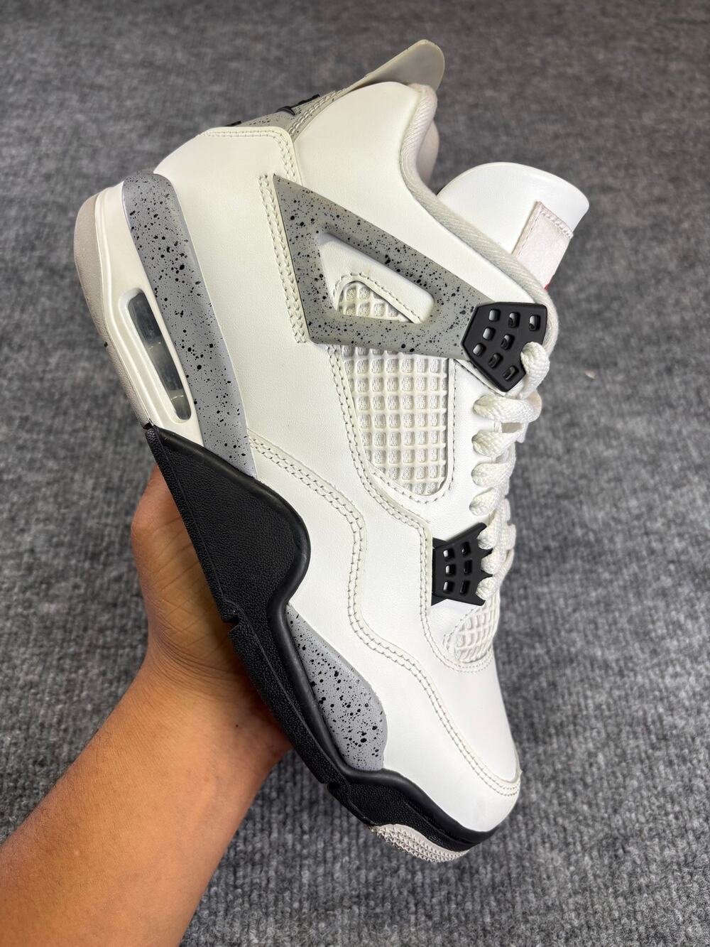 Nike Air Jordan 4 Retro White Cement 2025 Size 8M/9.5W FV5029-100 With Box